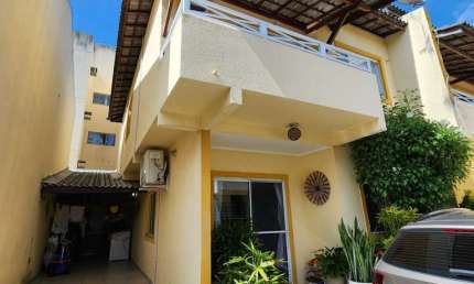 Casa em condomínio fechado com 3 quartos para alugar no Pitangueiras, Lauro de Freitas 