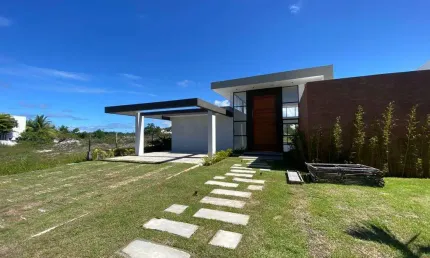 Casa em condomínio fechado com 4 quartos à venda na Praia de Busca Vida, Camaçari , 150 m2 por R$ 2.800.000