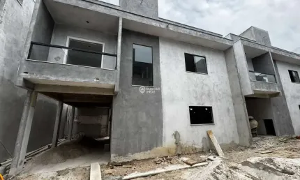 Casa em condomínio fechado com 3 quartos à venda no Ipitanga, Lauro de Freitas  por R$ 500.000