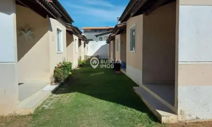 Casa em condomínio fechado com 2 quartos à venda no Ipitanga, Lauro de Freitas  por R$ 270.000