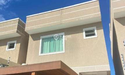 Casa em condomínio fechado com 4 quartos à venda no Pitangueiras, Lauro de Freitas  por R$ 700.000