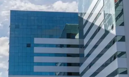 Sala comercial à venda no Centro, Lauro de Freitas  por R$ 180.000