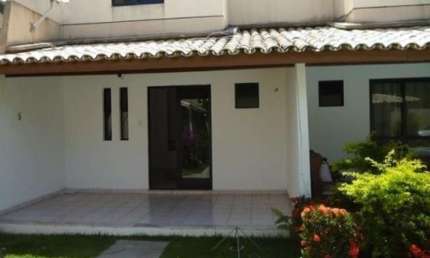 Casa em condomínio fechado com 2 quartos para alugar no Miragem, Lauro de Freitas 