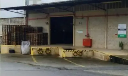 Barracão / galpão / depósito para alugar na rua ministro antônio carlos magalhães, buraquinho, lauro de freitas por r$ 35.000