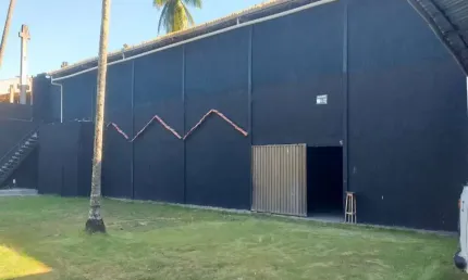 Barracão / Galpão / Depósito para alugar na Rua Peróla Negra, 179, Centro, Lauro de Freitas