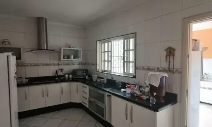 Casa com 3 dormitórios à venda, 299 m² por R$ 799.000,00 - Centro Alto - Ribeirão Pires/SP