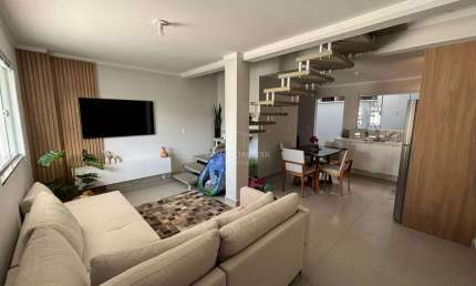 Casa com 2 quartos à venda no Rio Pequeno, Camboriú 
