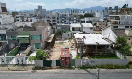Terreno à venda no Santa Regina, Camboriú 