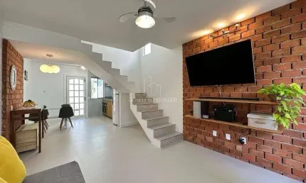 Excelente sobrado mobiliado  no bairro Santa Regina!