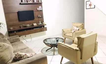 Casa com 3 quartos à venda na Eugênio Leite, Jardim do Sol, Sorocaba