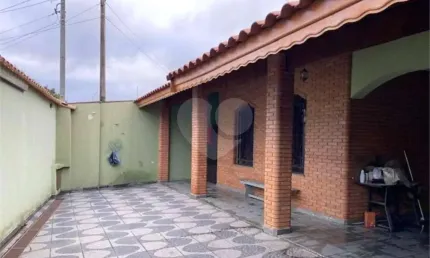 Casa com 3 quartos à venda na Benedito Ferreira Telles, Jardim Simus, Sorocaba