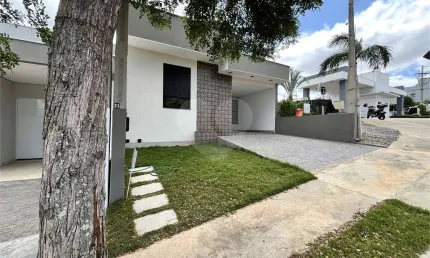 Condomínio com 3 quartos à venda em Cajuru Do Sul - SP
