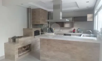 Condomínio com 4 quartos à venda em Aparecidinha - SP