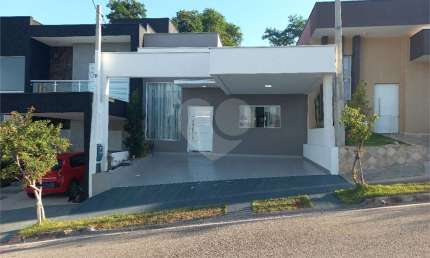 Condomínio com 2 quartos à venda em Horto Florestal - SP
