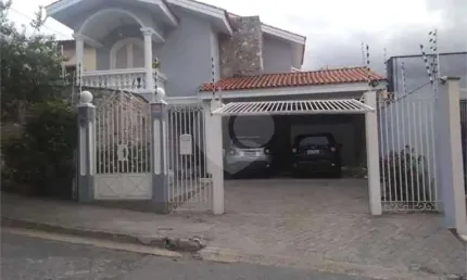 Sobrado com 4 quartos à venda em Parque Campolim - SP