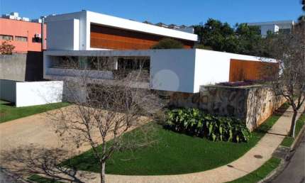 Condomínio com 5 quartos à venda em Jardim Abatiá - SP