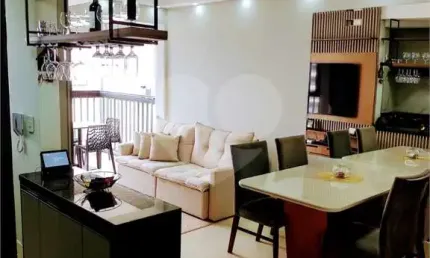 Apartamento com 3 quartos à venda em Além Ponte - SP