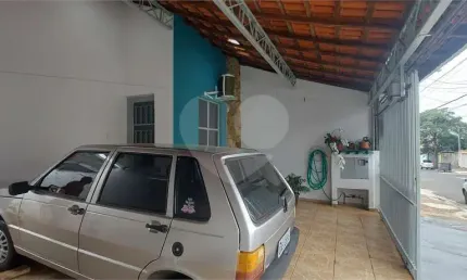 Casa com 3 quartos à venda em Jardim Santa Bárbara - SP