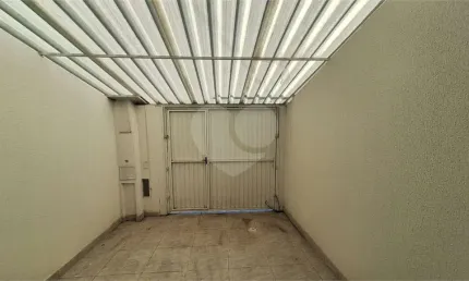 Casa de vila com 2 quartos à venda em Vila Hortência - SP