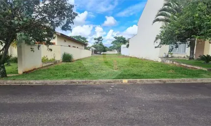 Casa em condomínio fechado à venda na Lucas Nogueira Garcês, Toledopólis, Araçoiaba da Serra