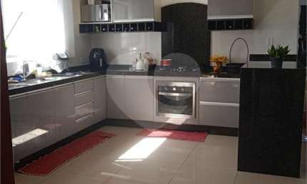 Condomínio com 3 quartos à venda em Jardim Novo Horizonte - SP