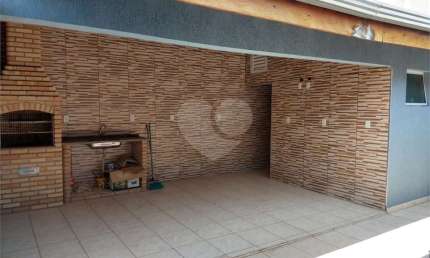 Casa com 2 quartos à venda na Maria Benedita Vilasbôas Albergoni, Real Parque, Votorantim