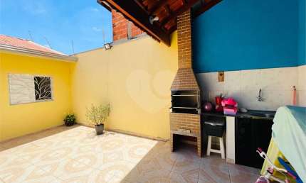 Casa com 2 quartos à venda em Jardim Wanel Ville V - SP