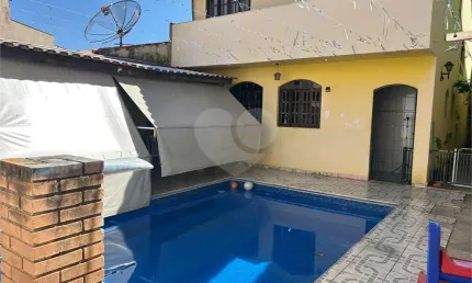Casa com 3 quartos à venda na Darci De Almeida Silvestrini, Wanel Ville, Sorocaba