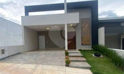 Condomínio com 3 quartos à venda em Jardim Villagio Milano - SP