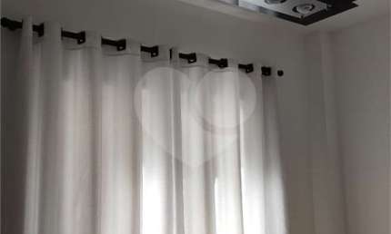 Condomínio com 2 quartos à venda em Jardim Karolyne - SP