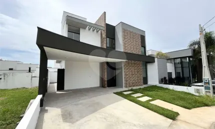 Condomínio com 3 quartos à venda em Cajuru Do Sul - SP