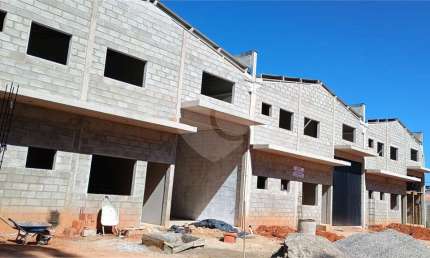 Casa em condomínio fechado para alugar na Avenida Victor Andrew, Zona Industrial, Sorocaba