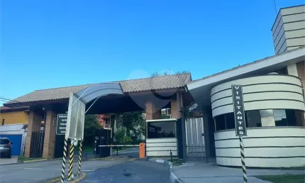 Condomínio com 6 quartos para locação em Jardim Isaura - SP