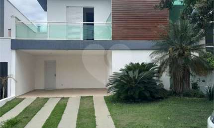 Condomínio com 3 quartos para locação em Parque São Bento - SP