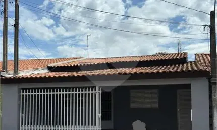Casa com 2 quartos à venda em Jardim Santa Bárbara - SP