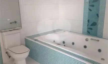 Sobrado com 3 quartos à venda em Jardim Wanel Ville V - SP