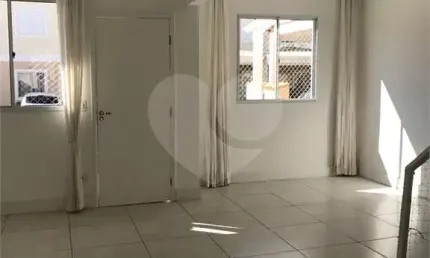 Condomínio com 3 quartos para locação em Bairro Da Vossoroca - SP