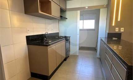 Apartamento com 3 quartos para locação em Jardim Emília - SP