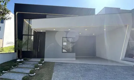 Condomínio com 3 quartos à venda em Cajuru Do Sul - SP