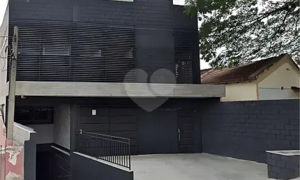 Prédio inteiro à venda ou para locação em Vila Augusta - SP
