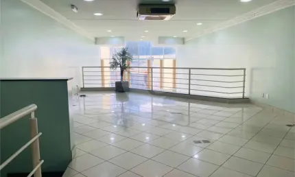 Ponto comercial para alugar na Avenida Santa Cruz, Centro, Sorocaba