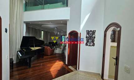 Casa em condomínio fechado com 3 quartos para alugar na Alameda Xarais, 281, Residencial Morada dos Lagos, Barueri