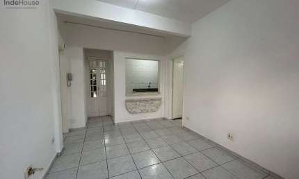 Apartamento de 2 dorms, com suíte, frente para o mar no Boqueirão