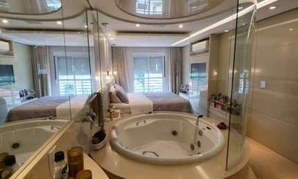 CASA A VENDA, SOBRADO ALTO PADRÃO EM CONDOMÍNIO, 3 DORMITÓRIOS, SUÍTE MASTER, HIDRO, CLOSET, FINO ACABAMENTO. BOLSÃO DE INTERLAGOS. JARDIM SÃO NICOLAU