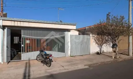 Casa com 3 quartos à venda no Jardim Jóckei Club A, São Carlos , 179 m2 por R$ 350.000