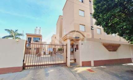 APARTAMENTO A VENDA COM 3 QUARTOS NO EDIFICIO HELOISA CENTRO