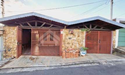 Casa com 3 quartos à venda no Jardim São João Batista, São Carlos 