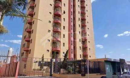 Execelente apartamento no centro, perto de tudo que voce precisa e merece