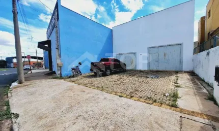 Barracão / Galpão / Depósito com 1 sala para alugar no Jardim Ipanema, São Carlos , 180 m2 por R$ 6.112