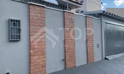 Casa com 2 quartos à venda no Jardim Lutfalla, São Carlos , 133 m2 por R$ 586.000
